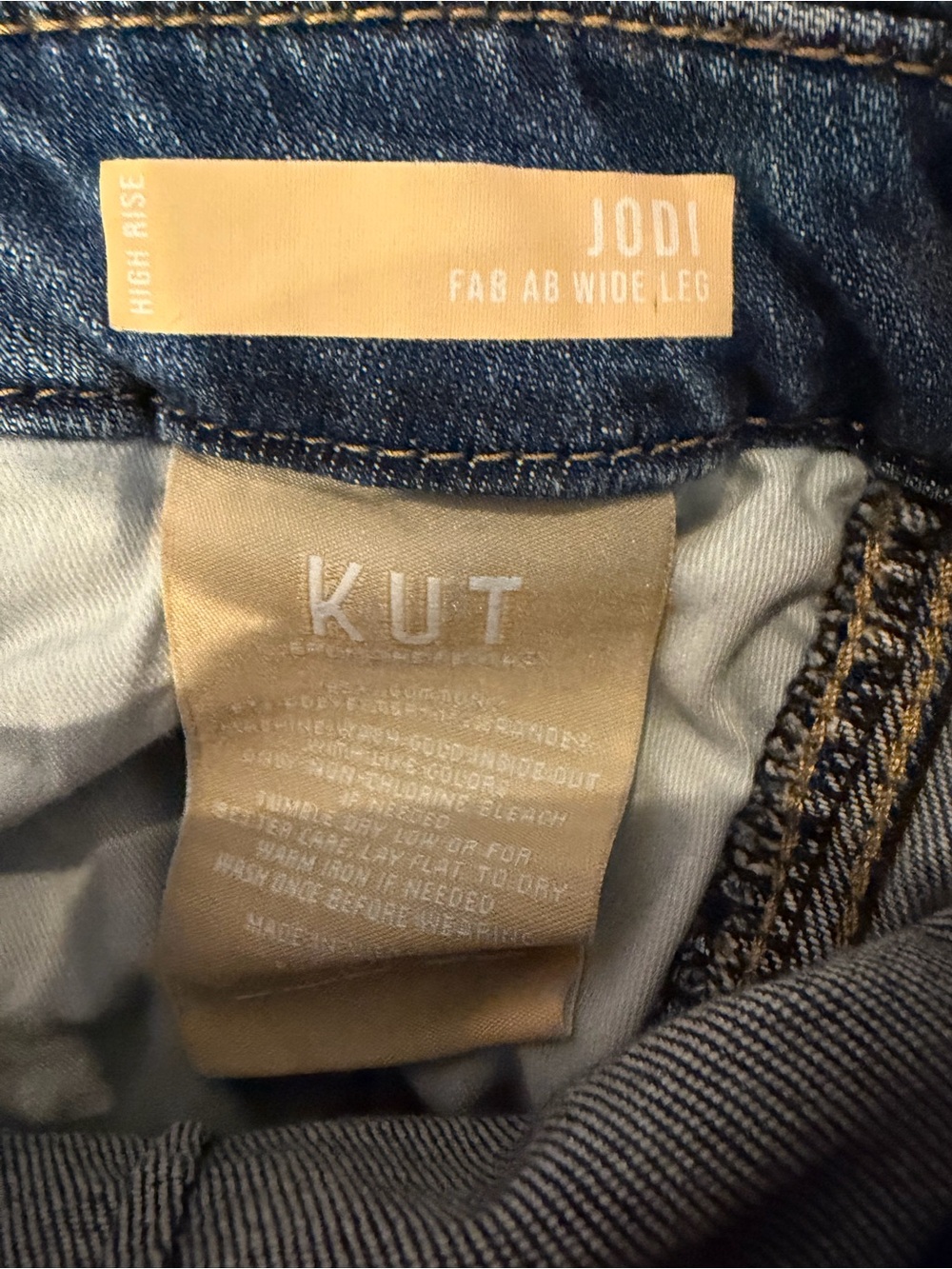 Kut from the Kloth Jodi Wide-Leg Cargo Jeans - Picture 5 of 9